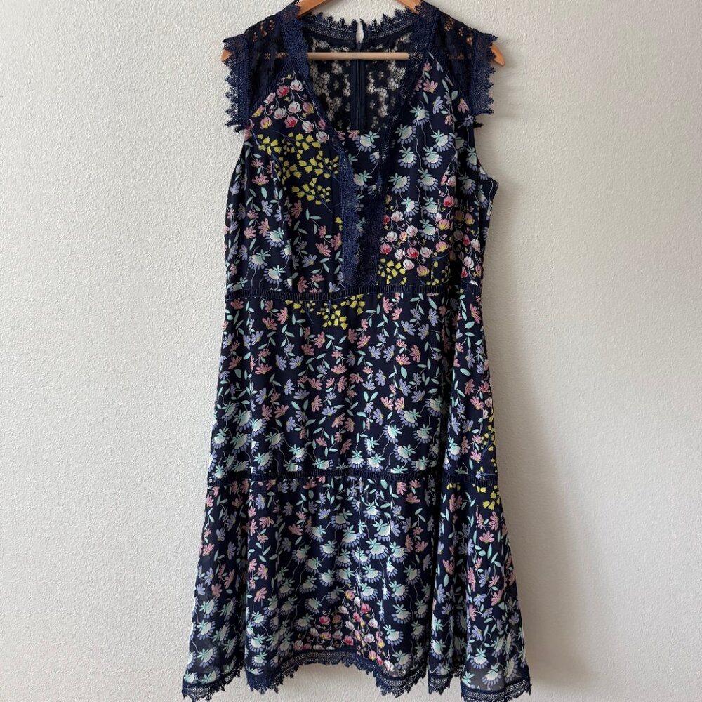 Nanette Lepore Flowy Floral Dress‎ with Lace Trim Size 14